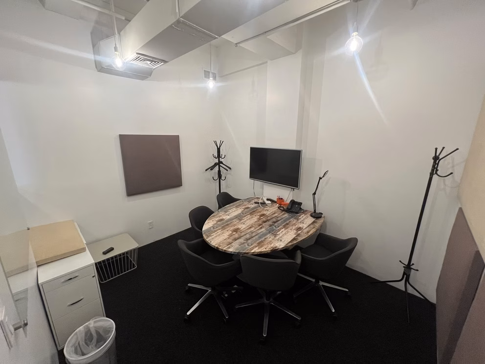 Broadway Lounge Creativity Room, 5-person meeting room at 1216 Broadway, NoMad