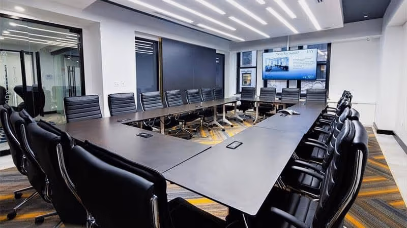 Fashion District Elegance Room, 22-person meeting room at 15 West 38th Street, Fashion District
