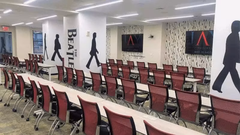 Madison Avenue Harmony Studio, 170-person training room at 515 Madison Avenue, Midtown East