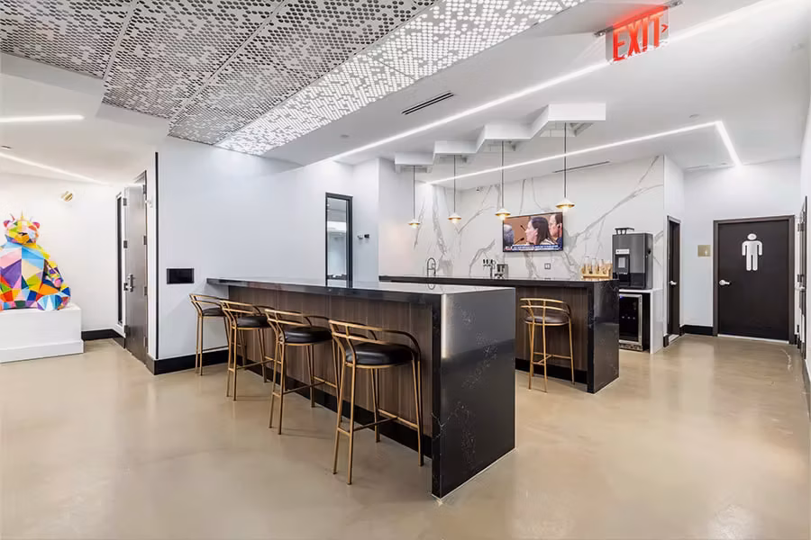 Midtown West Mastery Lounge, 120-person training room at 109 West 39th Street, Midtown West — photo 2