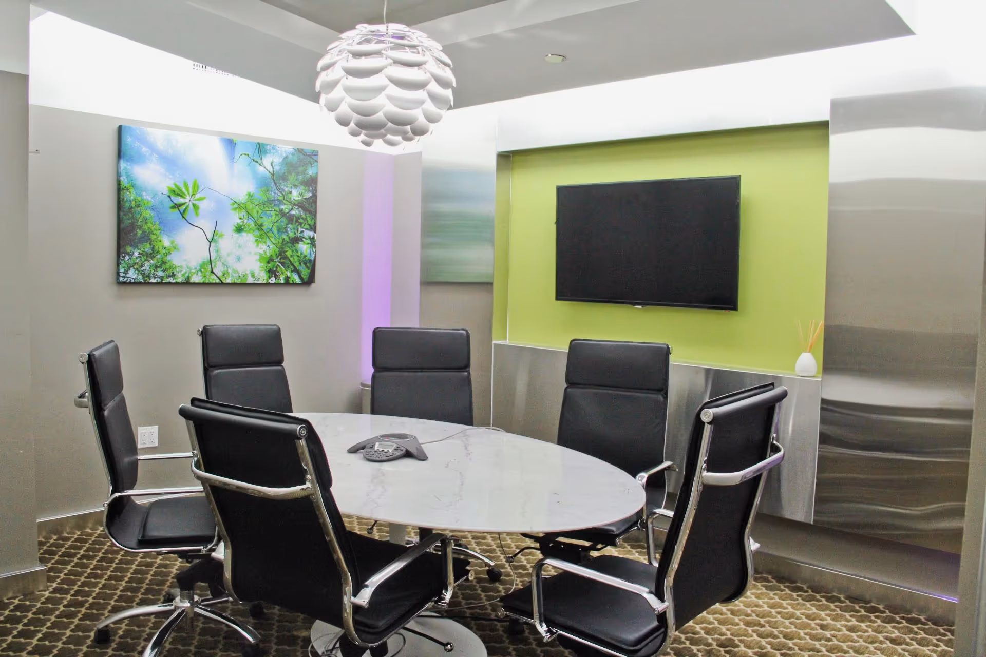 Times Sq South Strategy Room, 6-person meeting room at 1441 Broadway, Times Square
